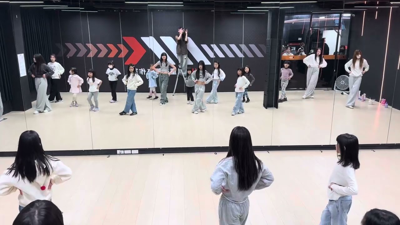 [竹北MIKI]20260201兒童街舞週日 GirlsMV班-乙絃老師 音樂2