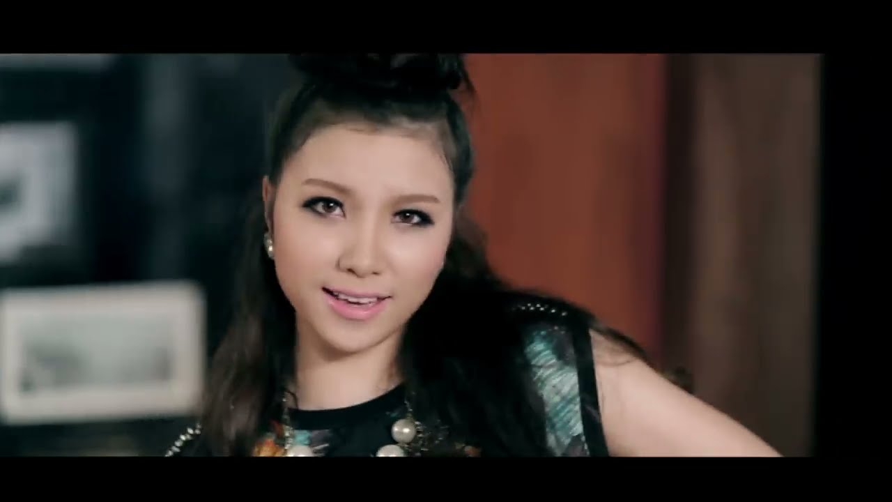 EMILY,HUYỀN BABY,HẠNH SINO ft JUSTATEE - BẬT KHÓC OFFICIAL MV