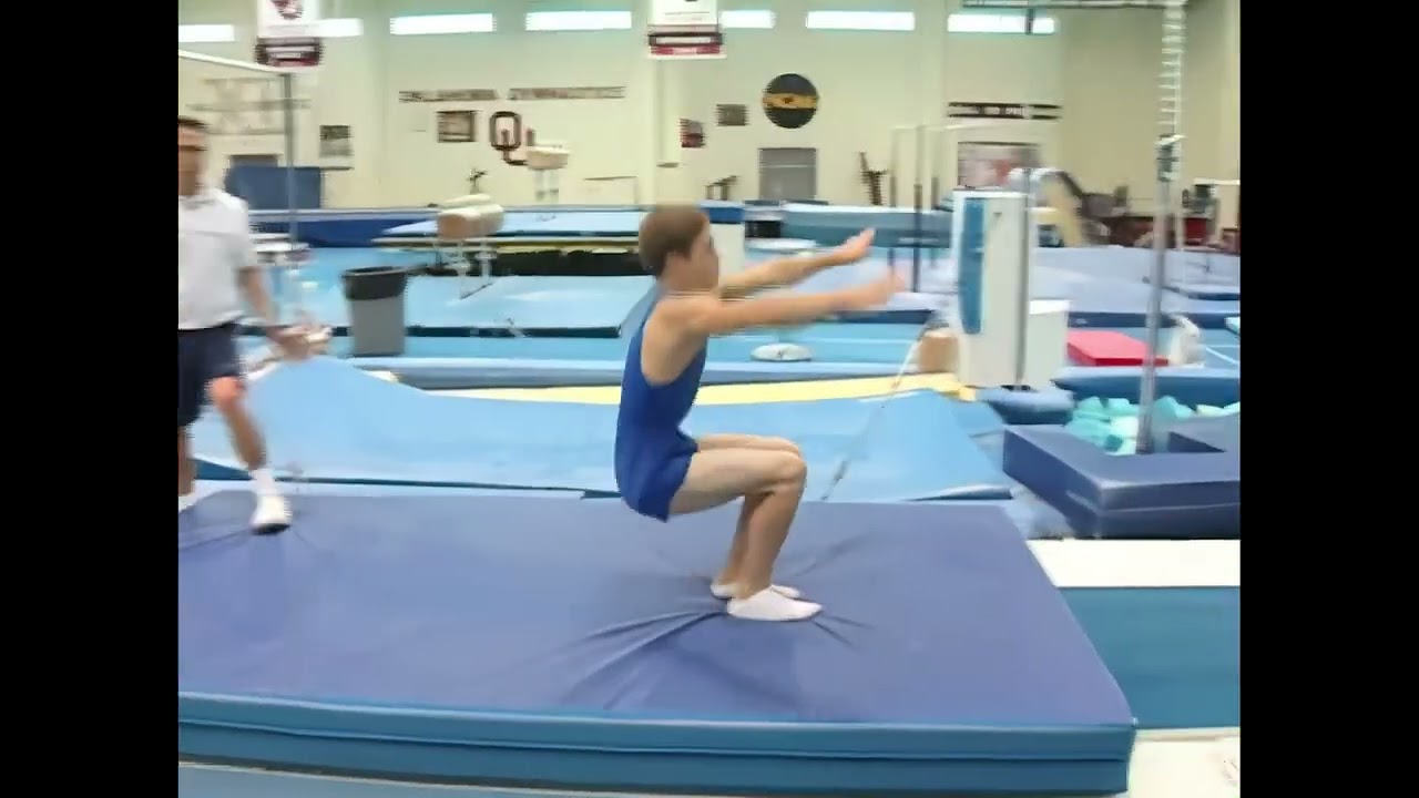 Vault Basics - Hurdle to Dive Roll featuring Coach Mark Williams
