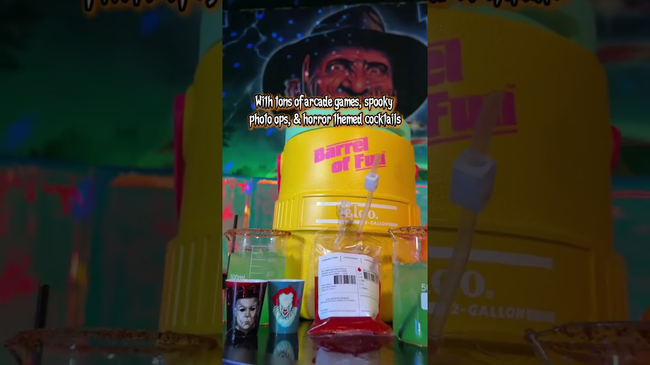 🎃 Decked Out Halloween Bar in TX 🍹 We found THE ultimate Halloween bar pop up in San Antonio