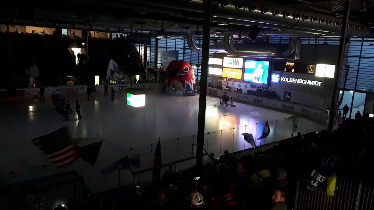 Einlaufshow Heilbronner Falken HEC