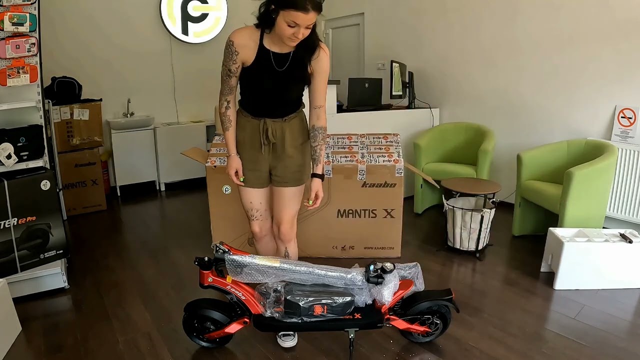 Kaabo Mantis X Plus kicsomagolás az ERoller-pontnál