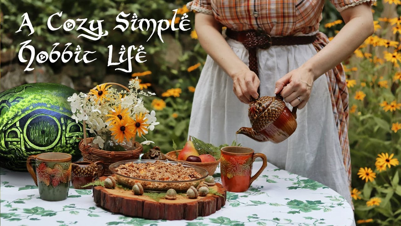 A Cozy Simple Hobbit Life🌻Fall Cottage Decor & Comfort Foods🥧