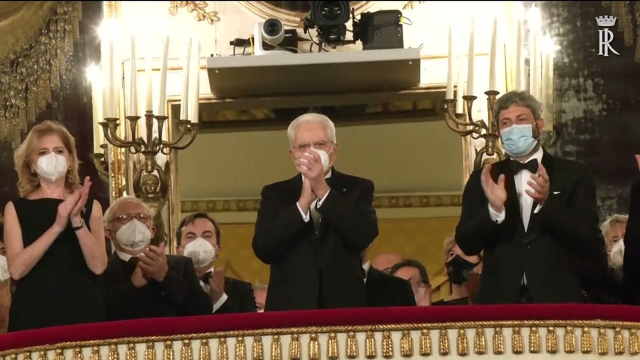 Mattarella al Teatro di San Carlo di Napoli serata inaugurale della stagione d'opera