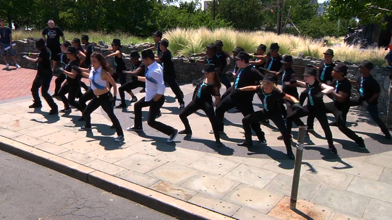Step Up Revolution (2012 Movie) - Flash Mob Contest (Philadelphia)