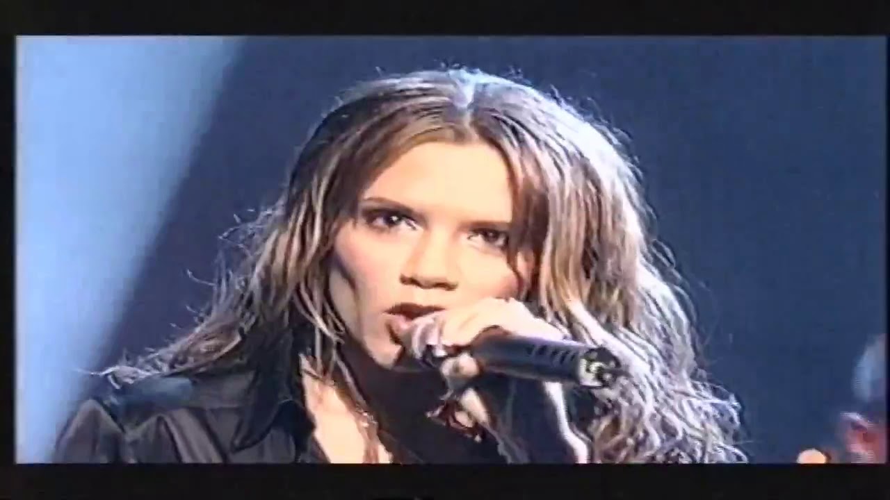 Victoria Beckham - This Groove (Parkinson 2003)