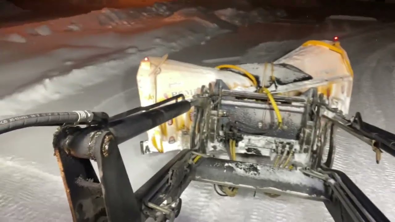 Plowing a yard with JCB 413 and Pome V-tech 3.3m plow
