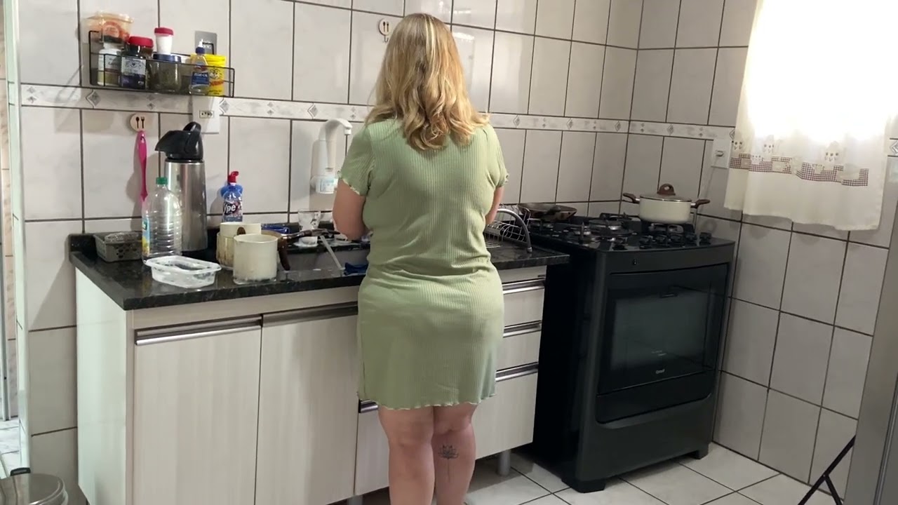 HOJE J&Aacute; ACORDEI LAVANDO LOU&Ccedil;A PARA FAZER UMA FAXINA GERAL NA CASA