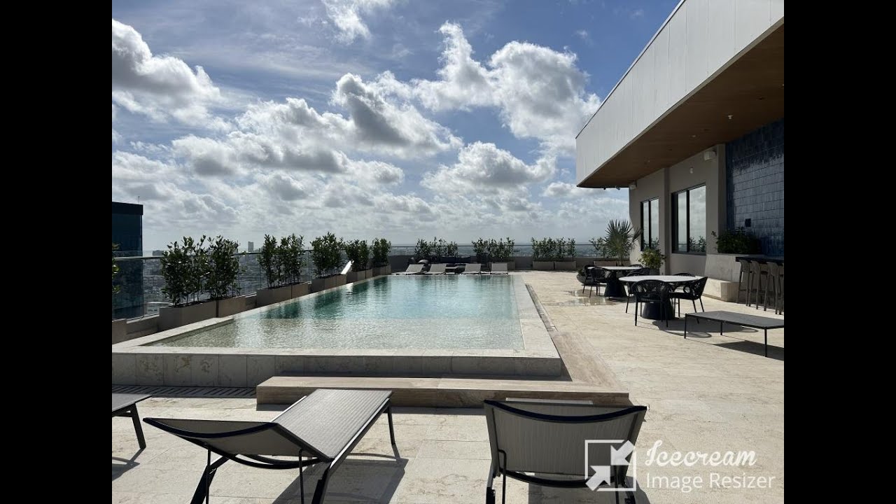 V192 - actual area social Apartamento en venta en Piantini Santo Domingo | FoxPiantini