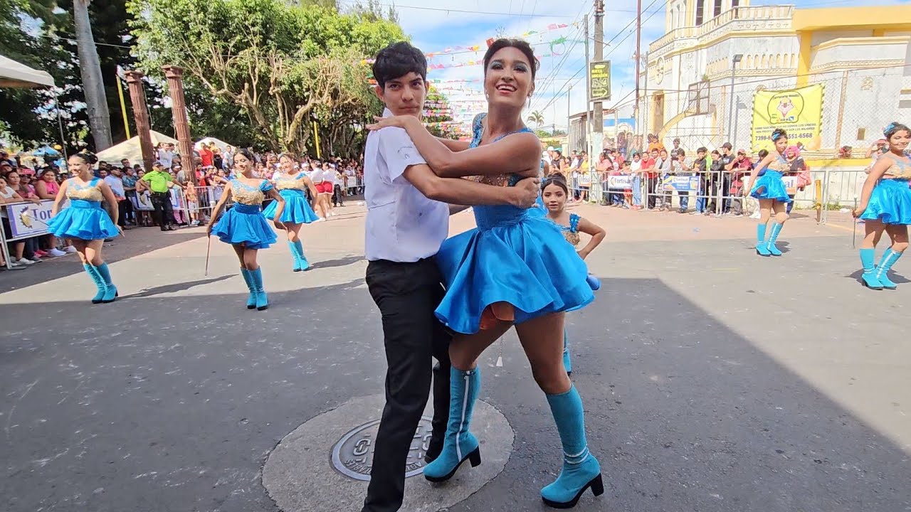 C. E. LISANDRO ARÉVALO ✨ Excelente presentación en Festival de Berlín 2024 💃💯