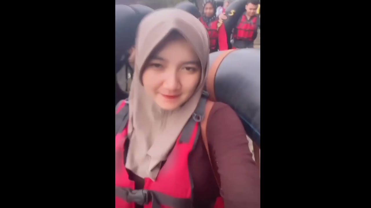 mandi bareng teman di gua pindul, gunung kidul