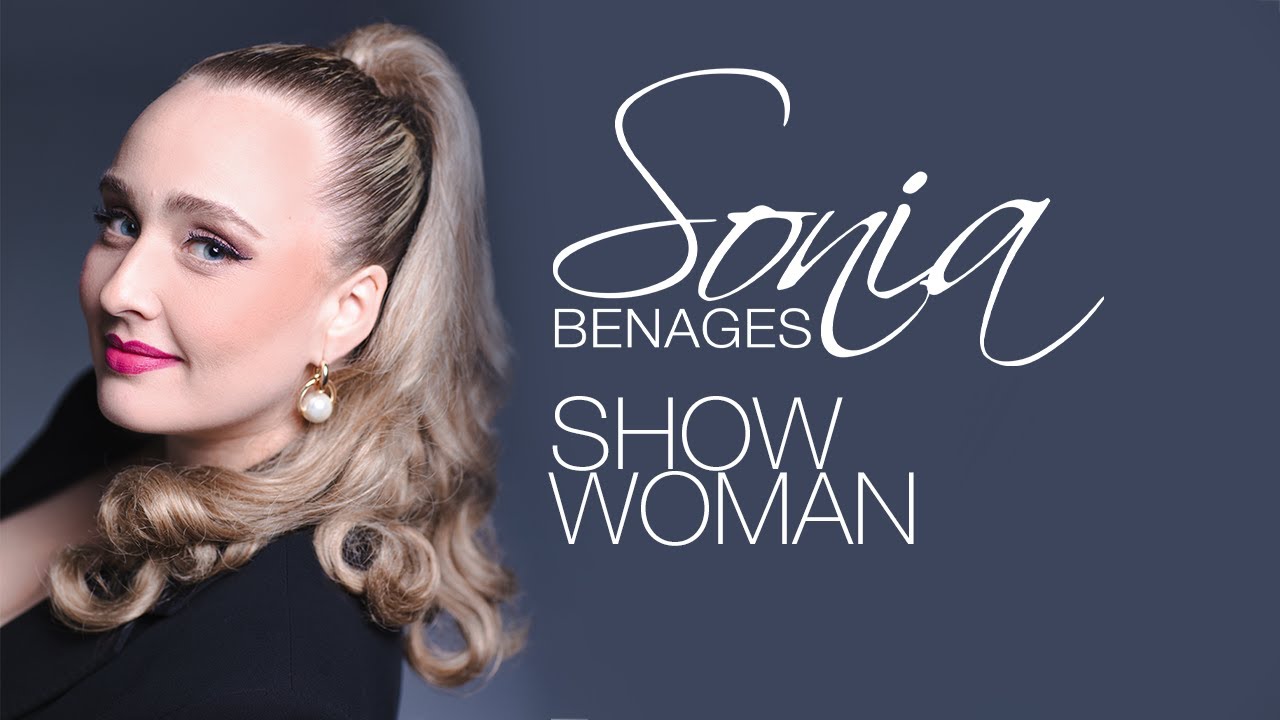 SONIA BENAGES como ANIMADORA