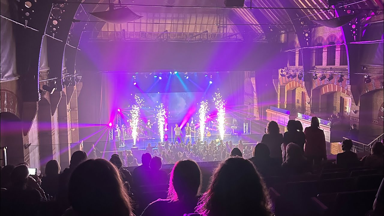 Trip to Boyzlife Cambridge Corn Exchange 2023