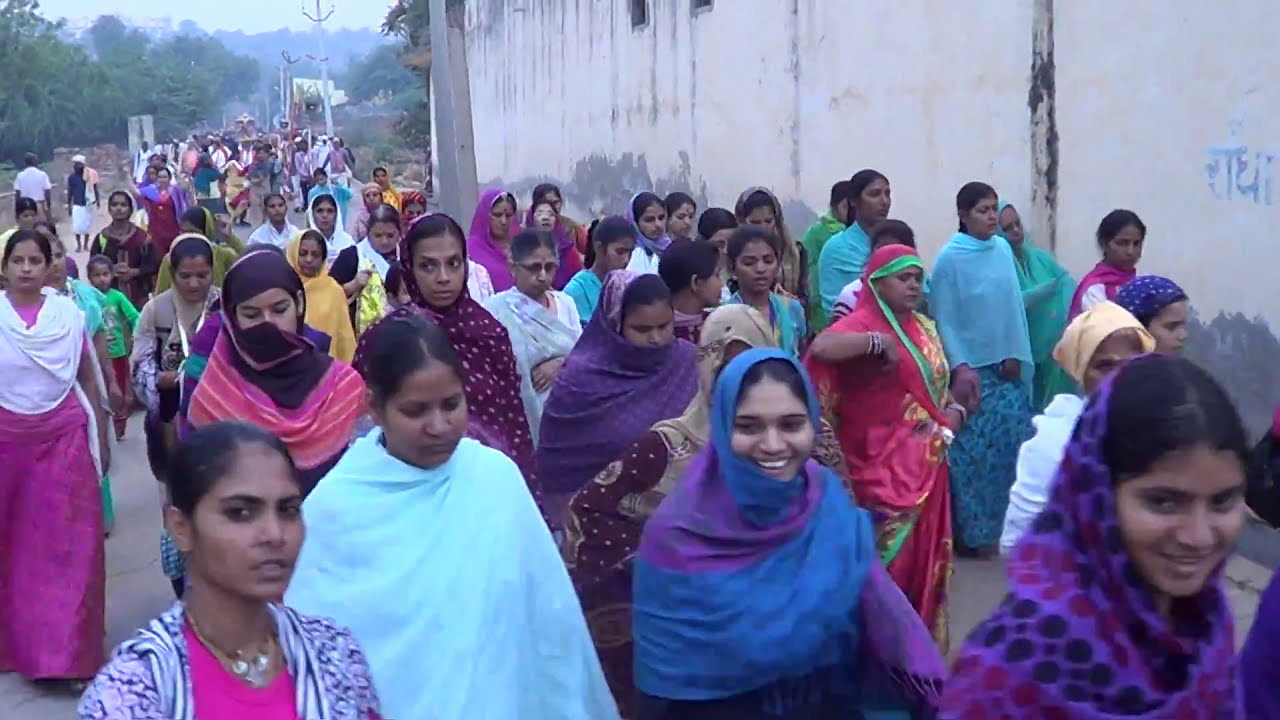 Radha Rani Braj Yatra going from Barsana to Pisaya   (2015 , Day4 )