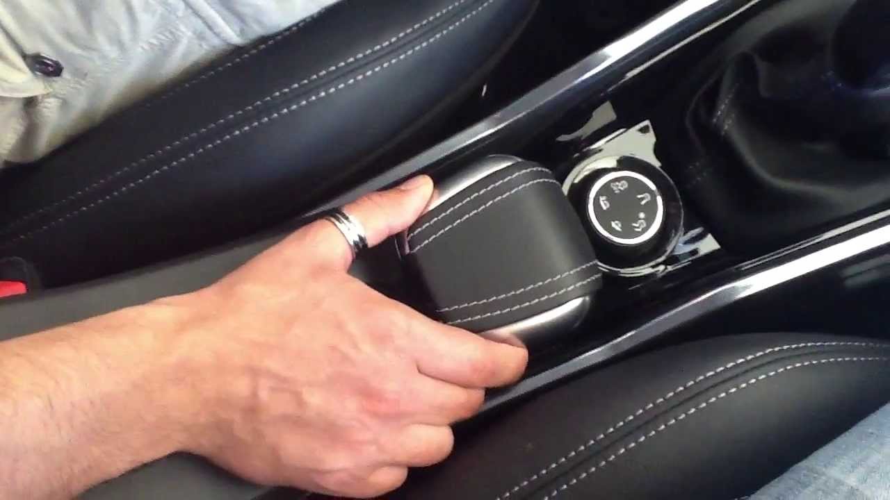 Gli interni della nuova Peugeot 2008