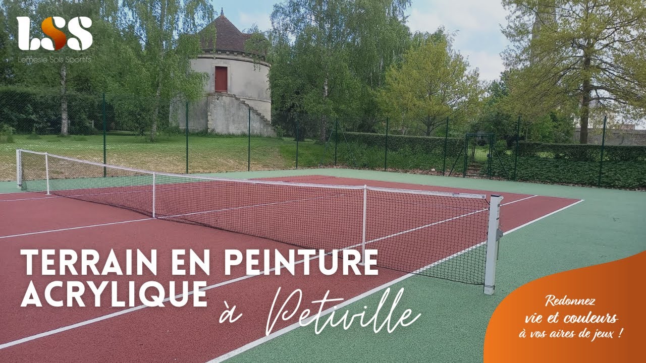 Mise en peinture d'un terrain de tennis à Petiville ! 🎨
