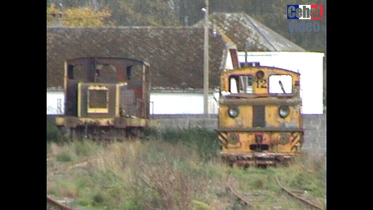 2001 Locotracteurs à l'abandon  à Maroeuil (62)