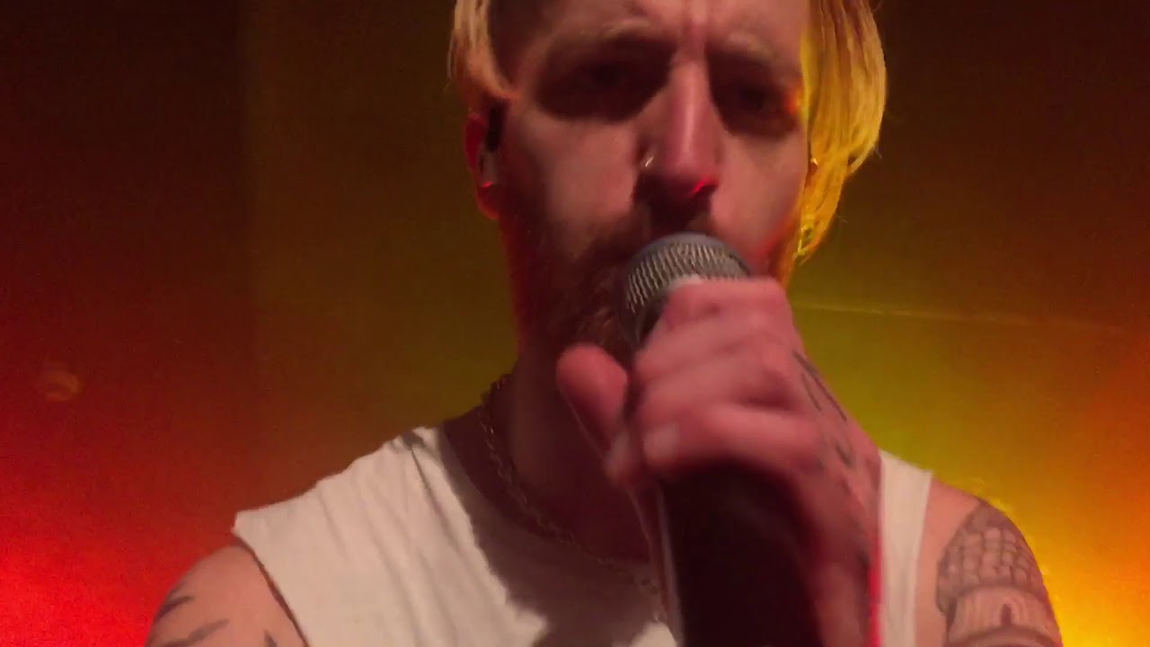 MISSIO - Wolves (Live in Berlin)
