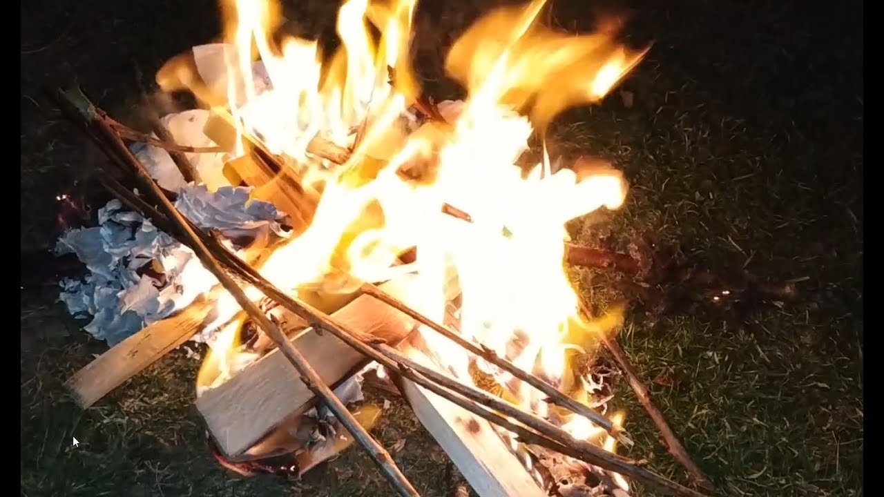 Foc de tabara  Joaca afara