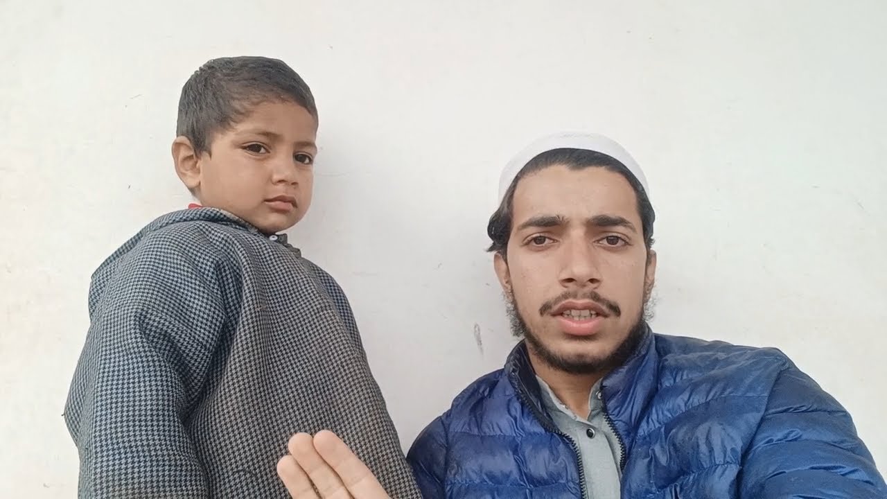 Molana Na Bezati Kar Lee😐