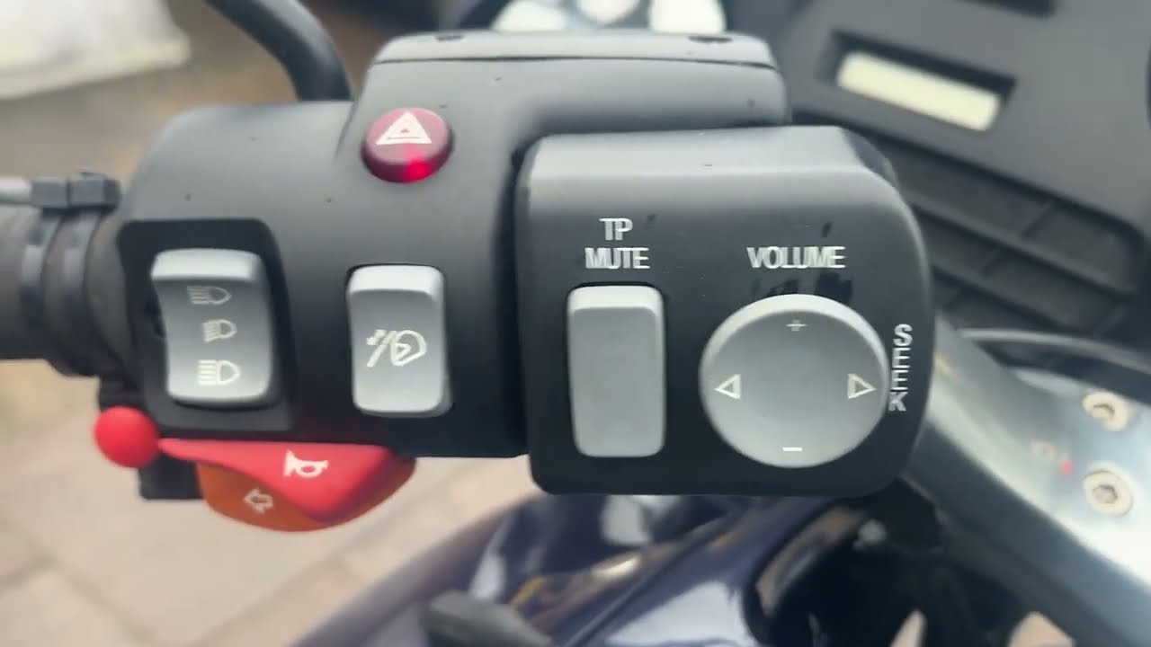 BMW R1150RT WITH ONLY 13600 MILOES SAME OWNER FOR 23 YEARS