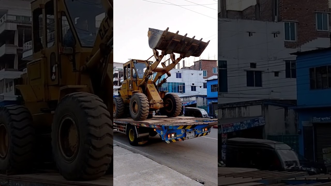 Unloading a Road Roller from a Truck | Heavy Machinery in Action Part 1 #RoadRoller #HeavyMachinery