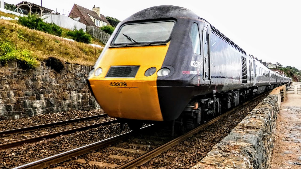 Trains at Dawlish Seawall | 20/07/2022