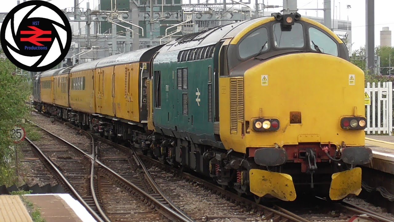 Trains at Didcot Parkway (GWML, CVL) - 13/07/2023