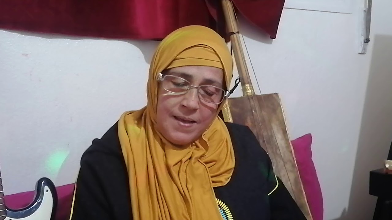 جلسة حية مع المعلمة فاطمة عباس ليلى  الفنانة الجميلة جيهاد المكناسية