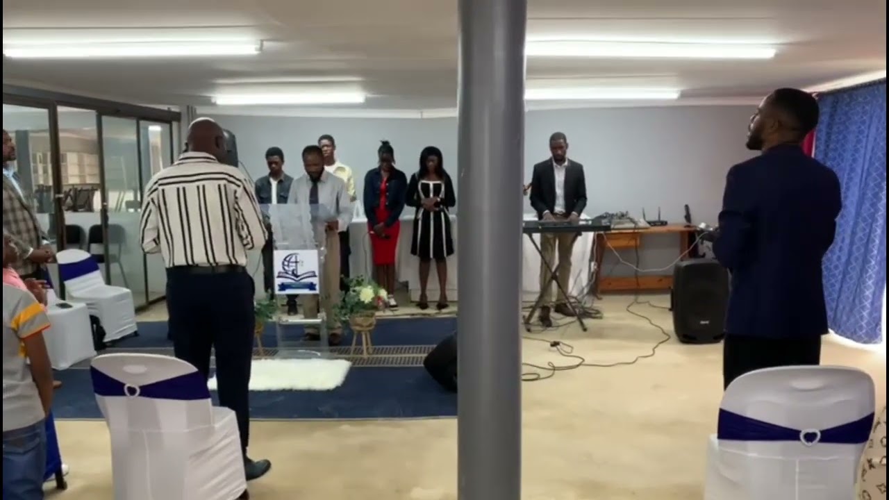 R. C. M. | WORSHIP AND PRAISE | BE SURE OF YOURSELF