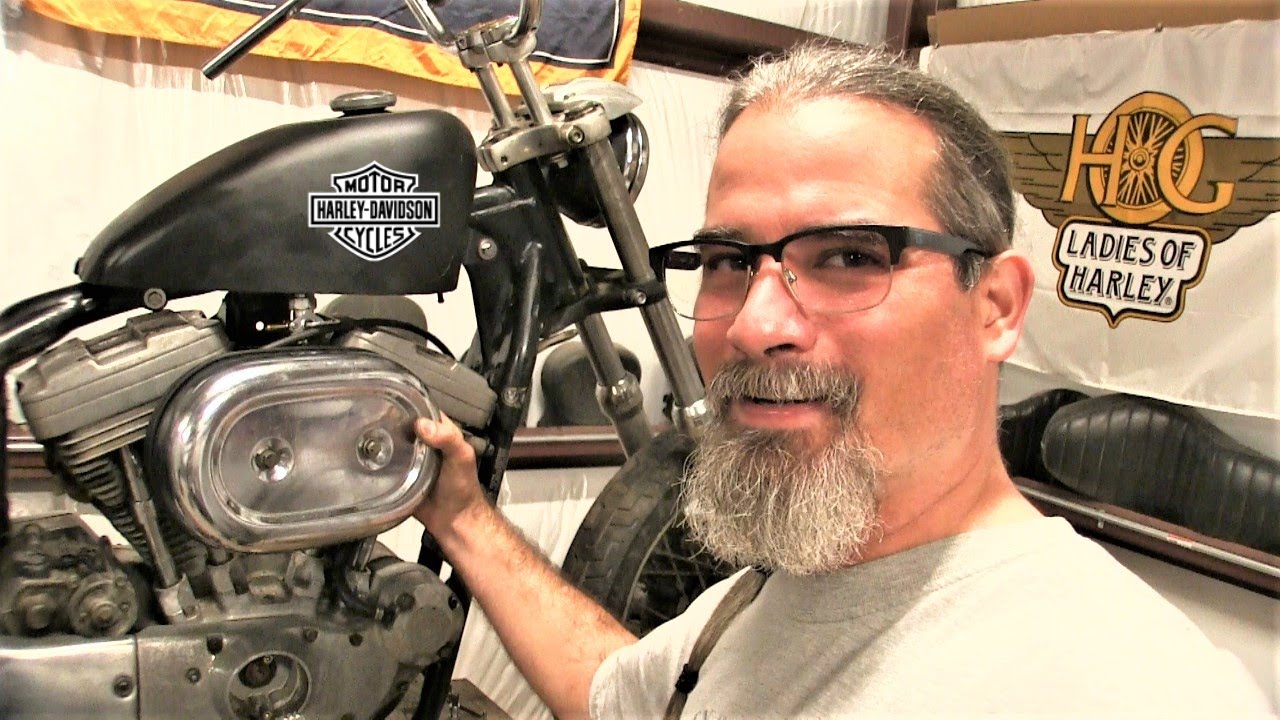 ЗАЧЕМ СТРОИТЬ стандартный HARLEY Davidson 883 SPORTSTER, А НЕ HARLEY Sportster CHOPPER ИЛИ BOBBER???