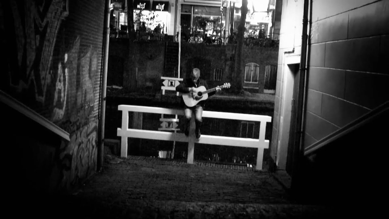 Anne Soldaat - Born To Perform