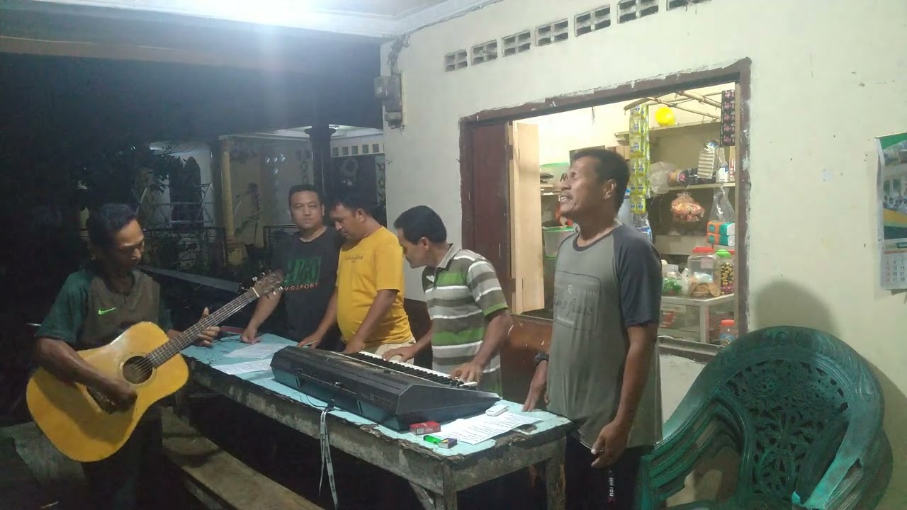 VG MAMRE PINTU BESI / 