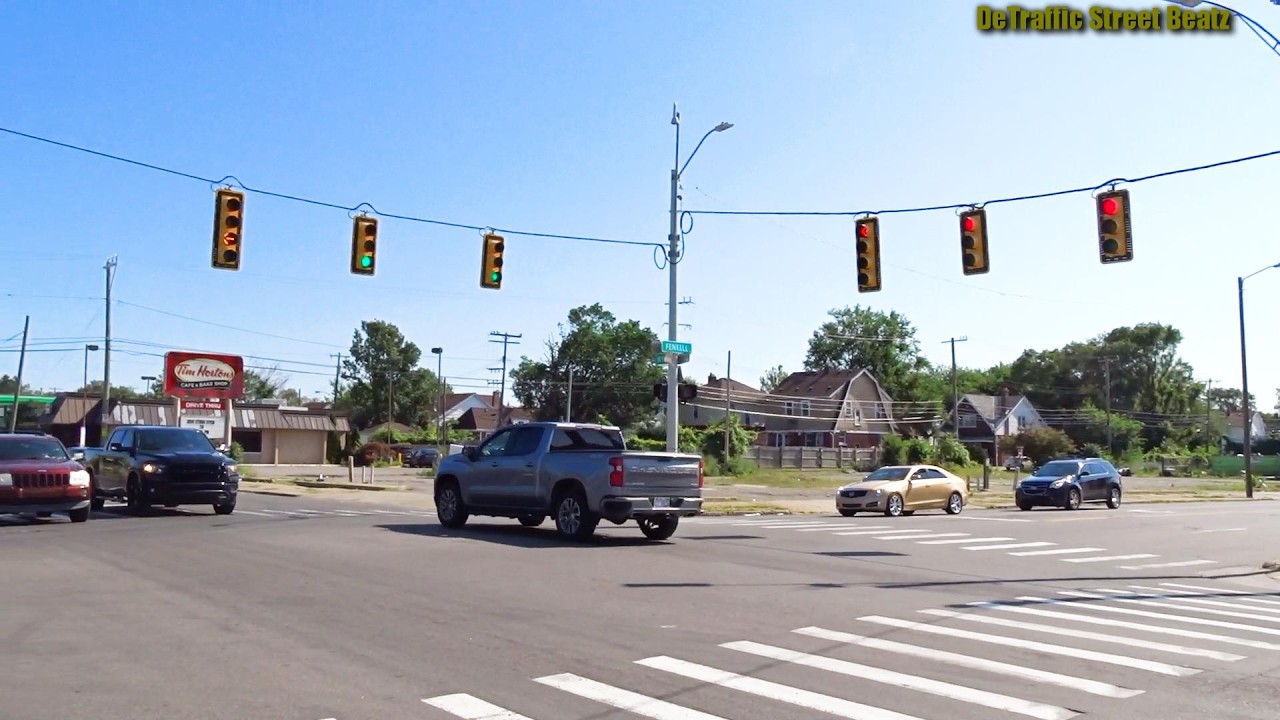 Flashing Yellow Arrow Traffic Lights | Fenkell & Wyoming
