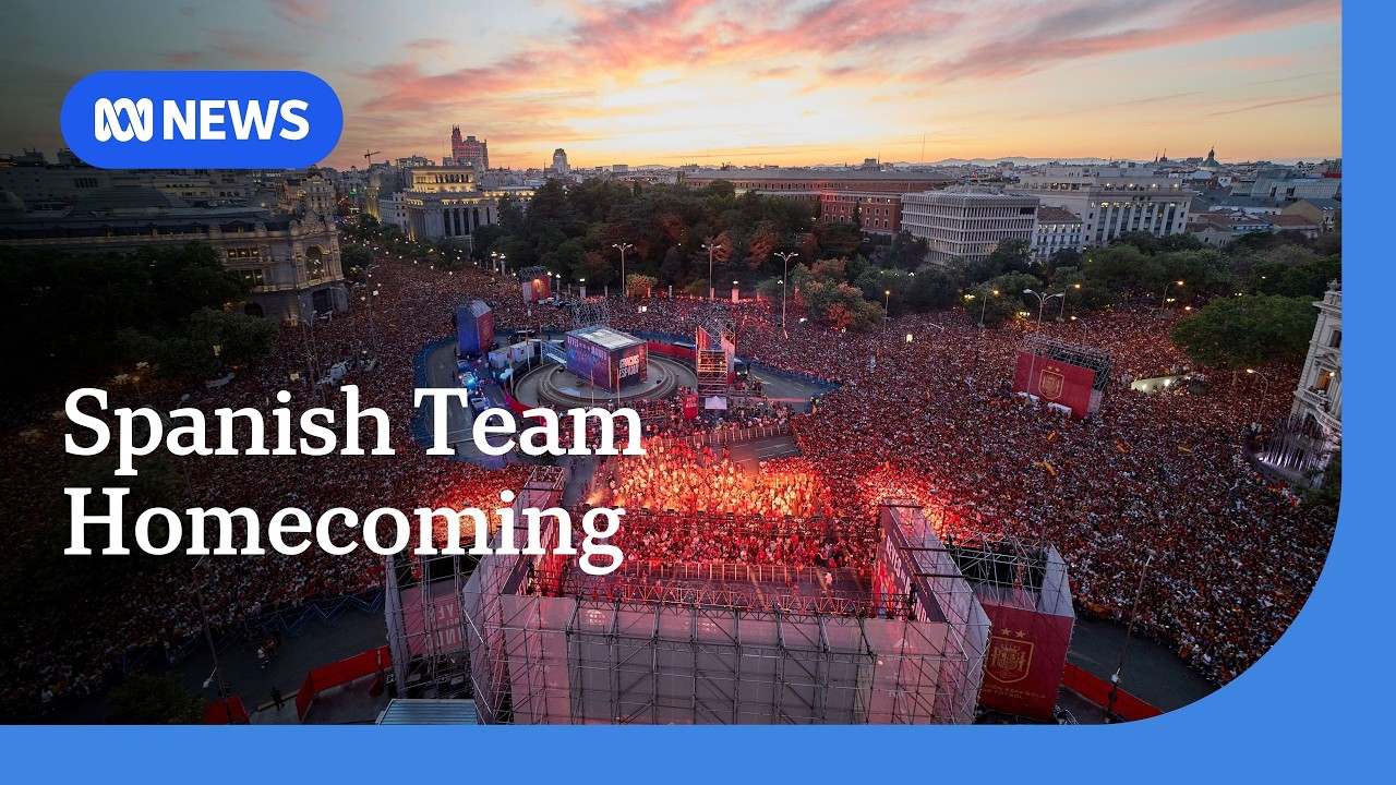 Spain's football team returns home after World Cup triumph | ABC NEWS