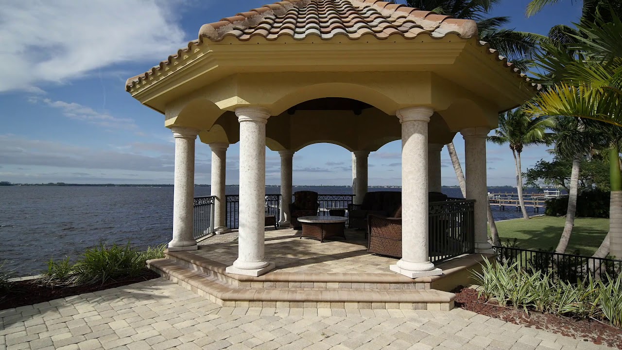 Exclusive Luxury Waterfront Estate- Fort Myers, Florida Real Estate