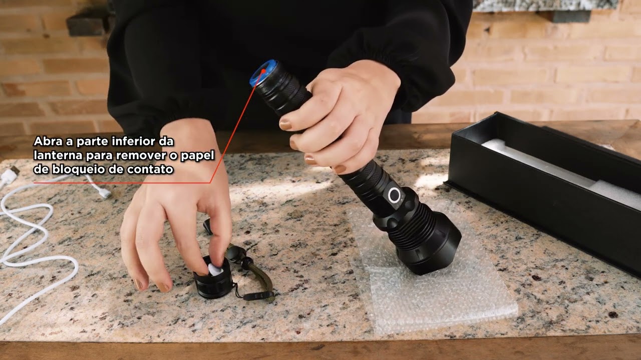 Lanterna T&aacute;tica Militar Super Brilhante Led P90 Recarreg&aacute;vel