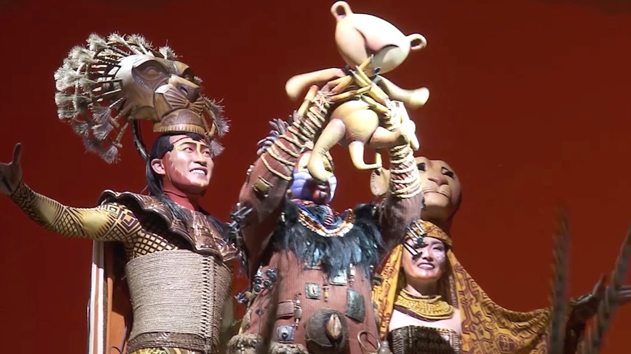 The Lion King - Disneyland Shanghai | World Premiere in Mandarin (2016)