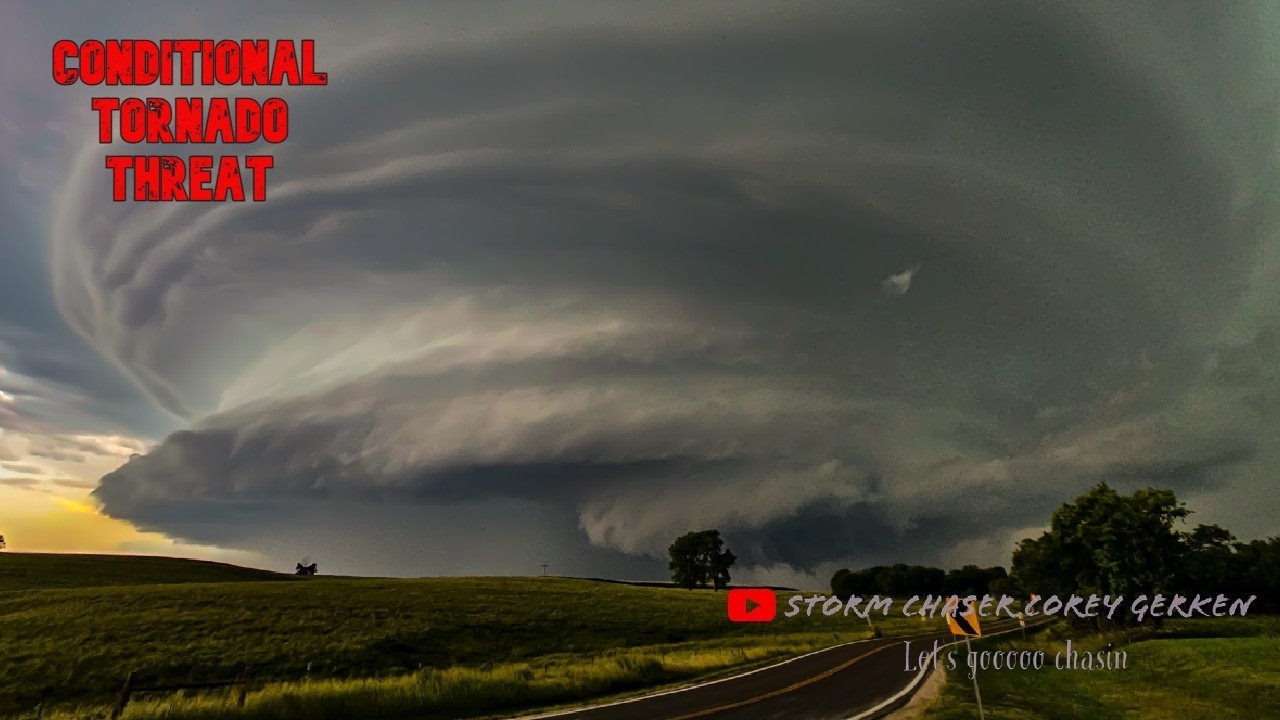 Conditional Tornado & Large Hail Threat - Live Storm Chase
