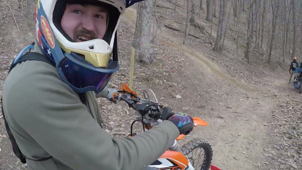 Trails and Hills in Corbin, KY (pt1) #hondapowersports #yamaha #ktm #fourstroke #twostroke 