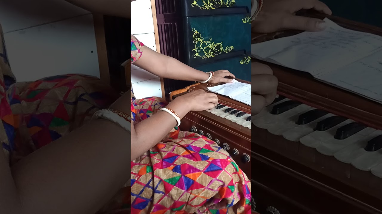 **হে গুরুদেব অদ্বৈতানন্দ**