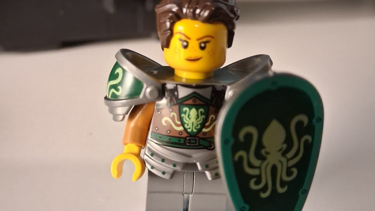 Pickle Brick haul, Lego castle accessories.