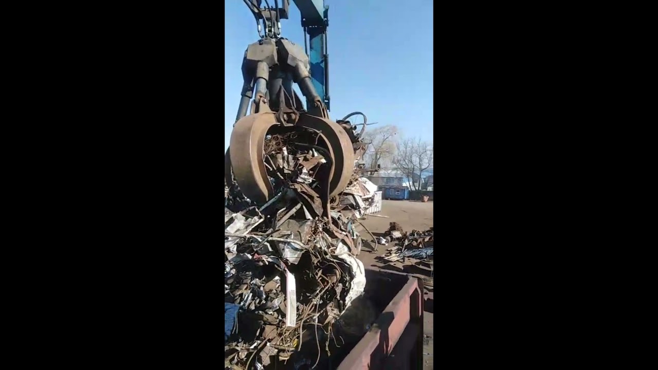 Металлолом / Scrap metal / Besi tua / 廢金屬 / Złom / Hurda metal / Ferro velho / 金属くず / Schrott