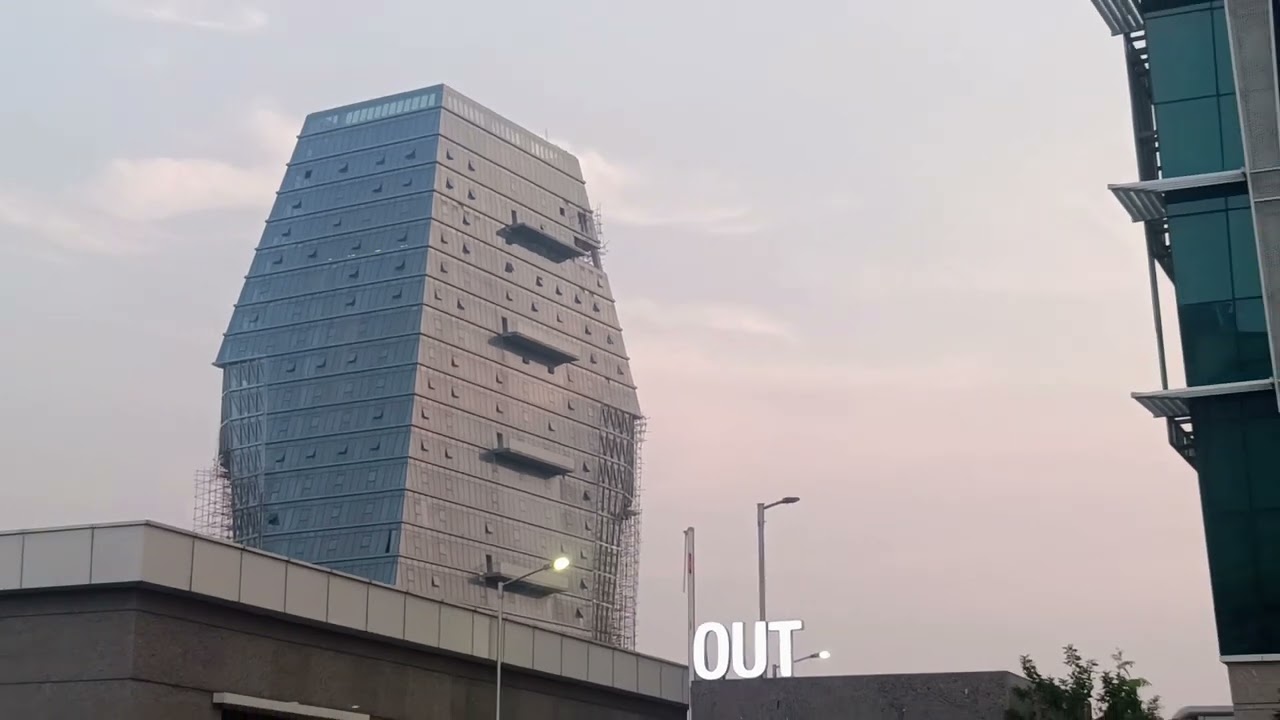 FinTech Hub, Kolkata – At a Glance A 70-acre banking, financial and legal services a modern FinTech