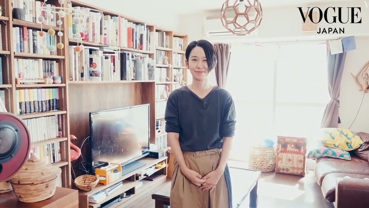 作家で画家、西加奈子の自宅で見つけた、クリエイティブであり続けるための5つのこと。| My 5 Favorites | VOGUE JAPAN
