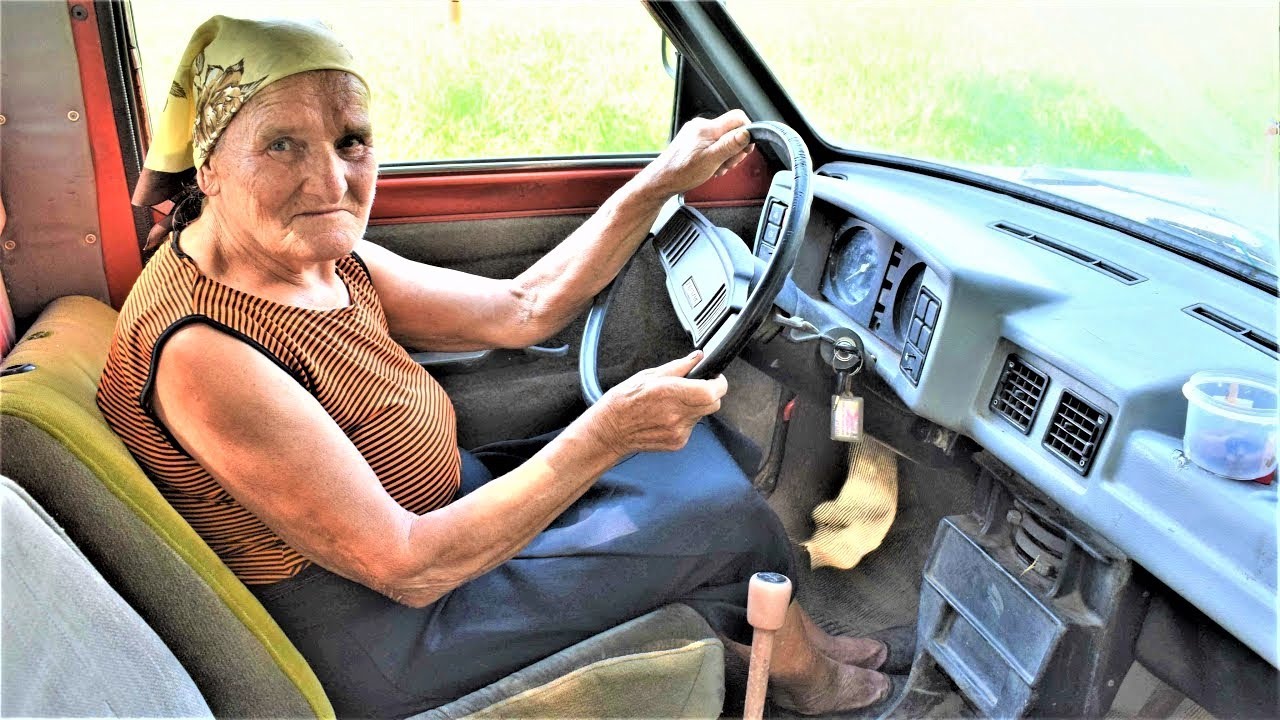 GRANDMA DRIVES A CAR
