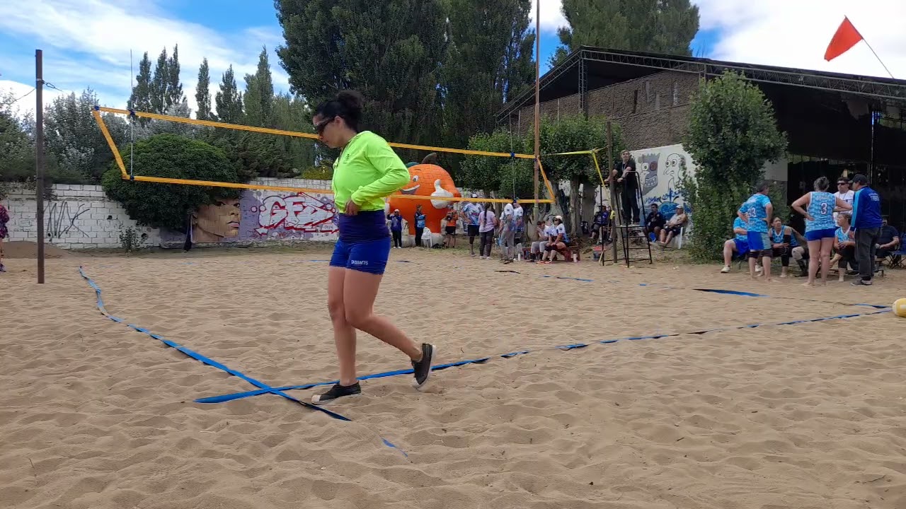 TREBOL TURQUESA VS LAS REBELDES FIESTA NACIONAL DE EL LAGO EL CALAFATE