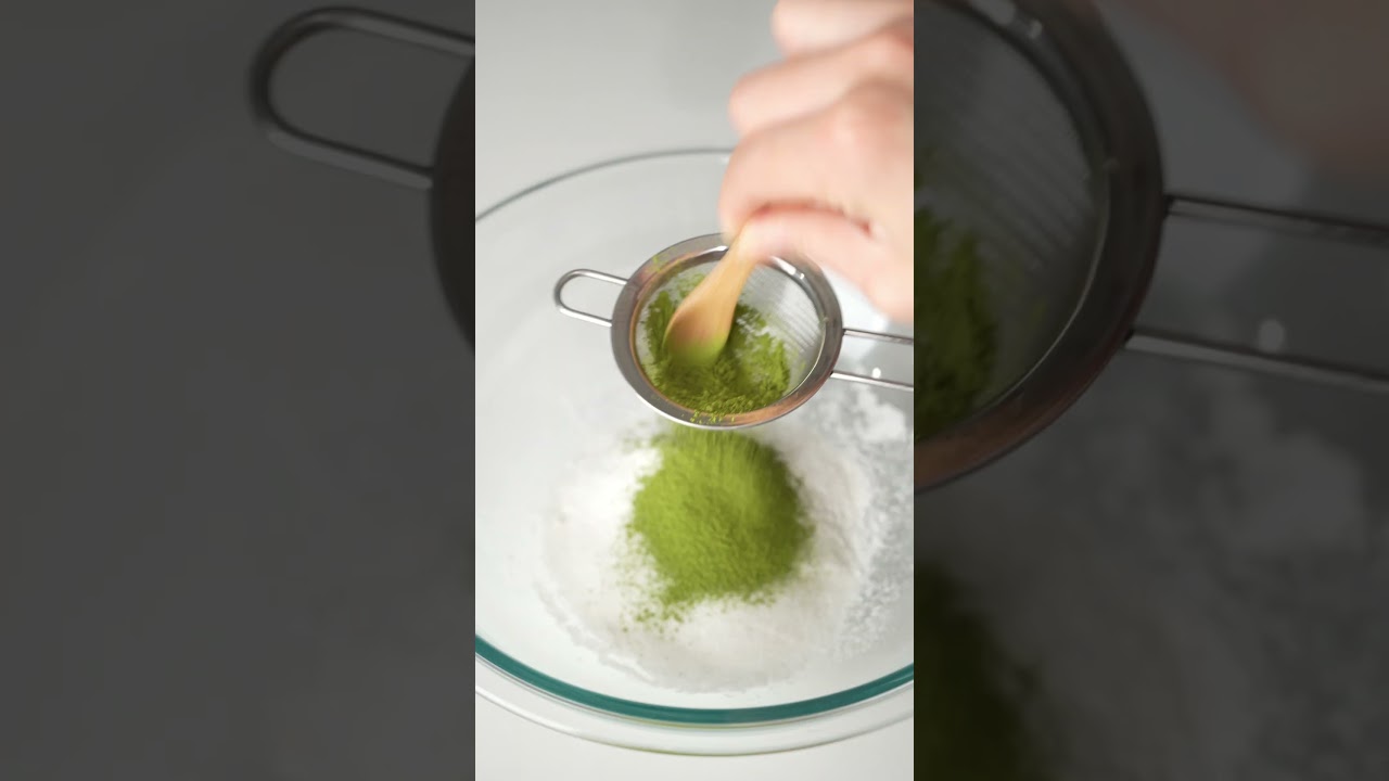 Matcha Mochi Bites😋 #matcha #mochi #shorts #asmr #easyrecipes  Link in bio for full recipe!