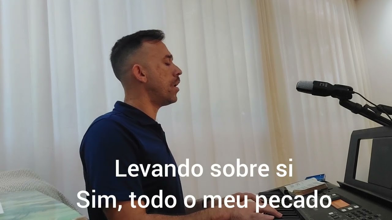 Um dos hinos mais lindos do Cantor Cristão! Hino 20: Amor Perene.