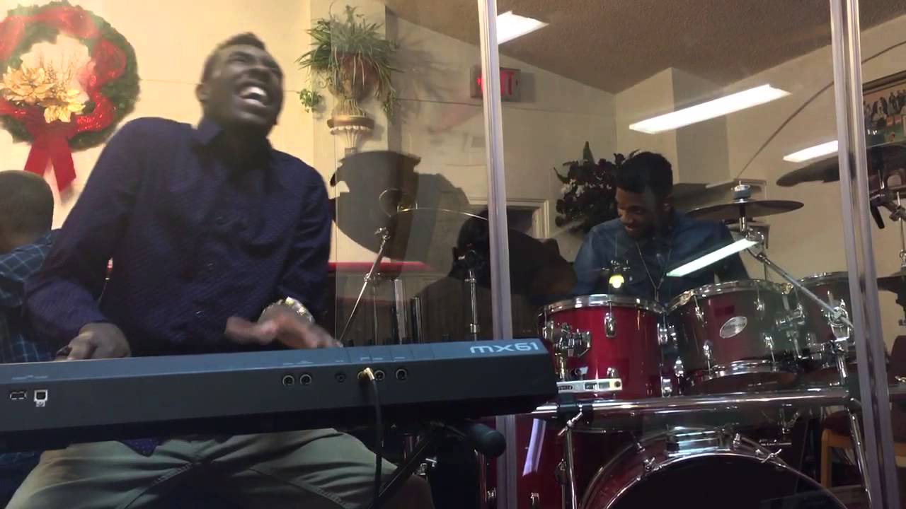 Praise Break 2015 Bringing in 2016